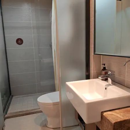 Home Inn Tongbai Yun Hotel (Chengde Summer Resort Shop)