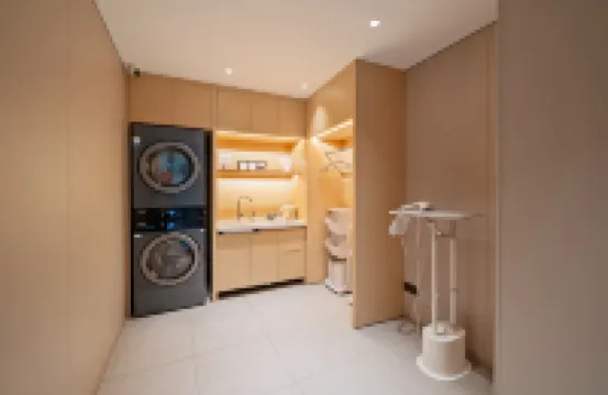 Atour X Hotel (Hangzhou West Lake Hubin Intime in77 Branch)