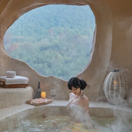 ARTINN·Cave Private Hot Spring·Designer Accommodation (Anji Cloud Grassland Branch)