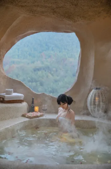 ARTINN·Cave Private Hot Spring·Designer Accommodation (Anji Cloud Grassland Branch)
