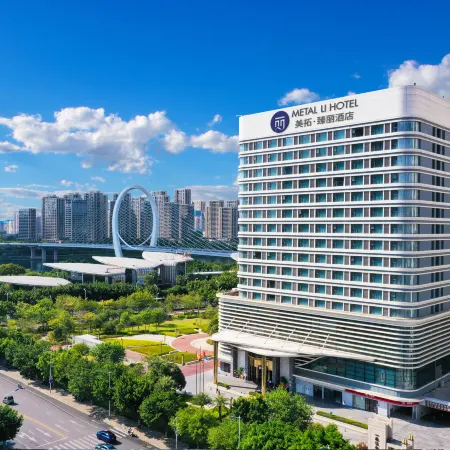 METAL LI HOTEL