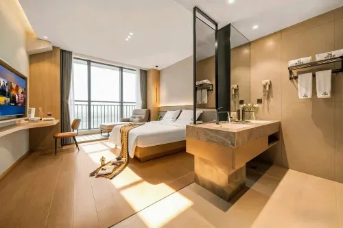 XIYA Qiya Hotel (Liupanshui High-Speed Railway Station People's Square)