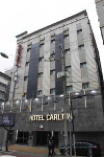 Carlton Hotel