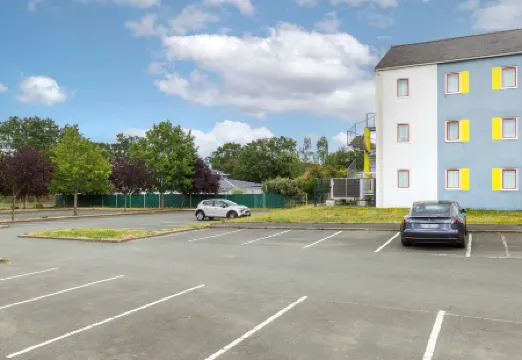 B&B Hotel Angers 2 Université