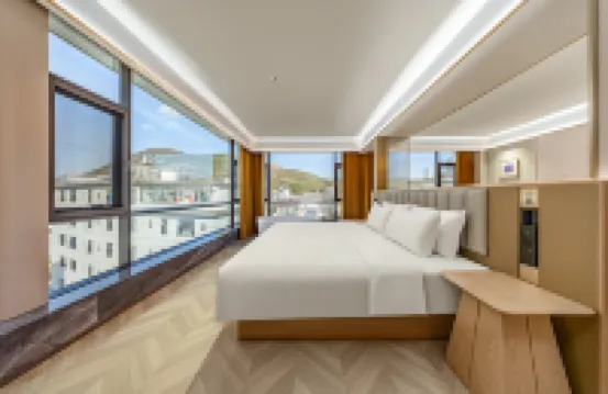 Starway Hotel (Lij Townwheel Branch) help me