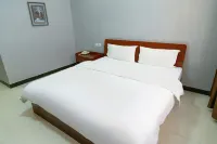 Neiqiu Tianxu Business Hotel - parking