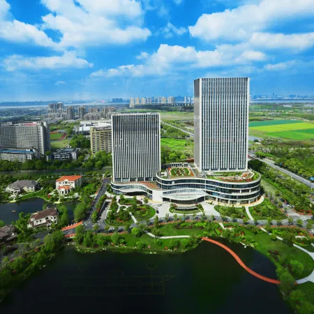 Zhejiang Radio and Television Mingdu Hotel Отели рядом с достопримечательностью «Река Фучуньцзян»