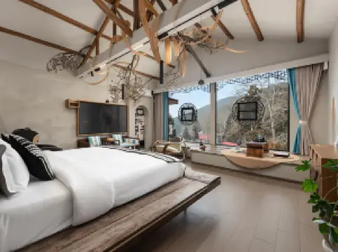 Huazhu·Kuangjing offers homestays (such as the Qinhu Guling Street branch)