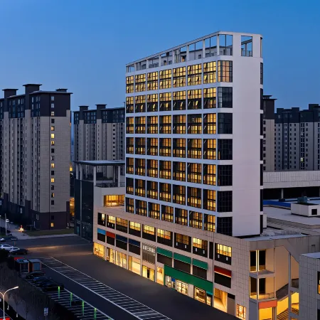 Ruiyuan Yunjing Hotel (Xi Store)