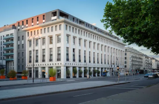 아파트호텔 아다지오 액세스 루앵 센트르 카테드랄  호텔