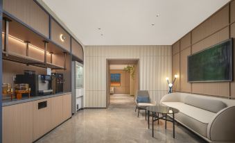 Holiday Inn Express Jinan Quancheng Square by IHG