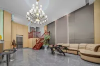 Jujia Hotel (Zhaotong Hejing Plaza) - parking