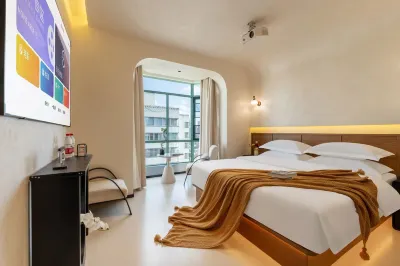 Youni · Sunny (Nanping Pedestrian Street) Hotel di Kawasan Perdagangan Pusat Kota