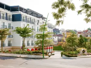 Golden Sun Hotel - Dalat