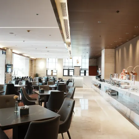 ZHONGZHOU INTERNATIONAL HOTEL
