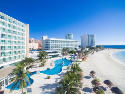 Krystal Cancun