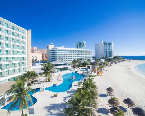 Krystal Cancun マンダラ ビーチ周辺のホテル