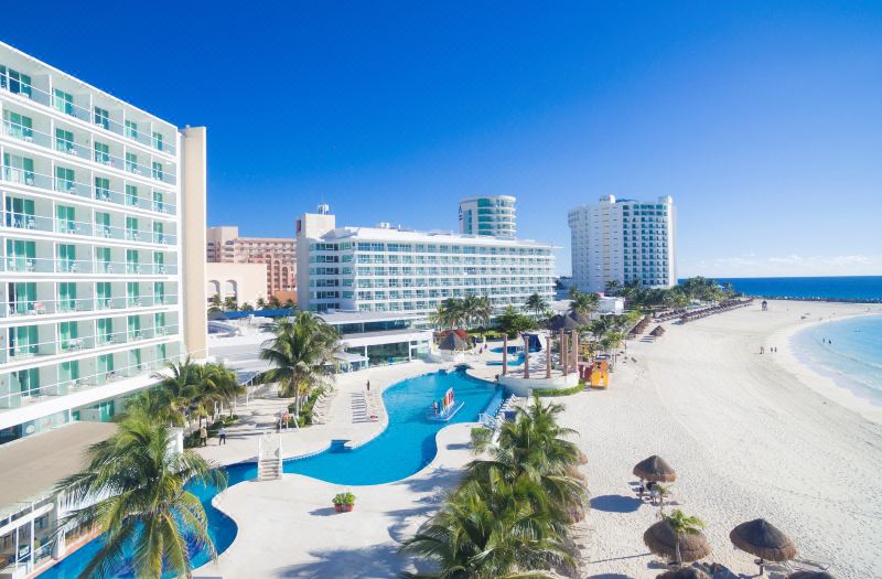 Krystal Cancun