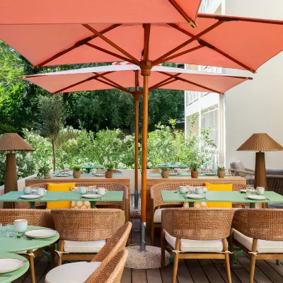 Hôtel Soléo Prado Hotels near Château Pastré