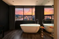 Qianhe Zhixuan High-View Hotel (Jiefangbei Hongyadong) - โรแมนติก
