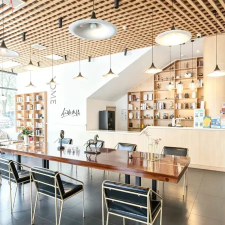 Youmi Hotel