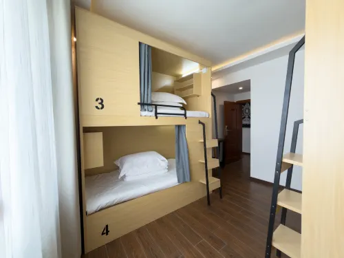 Bum Caicai Tibetan Culture Photography Theme Youth Hostel - 2-Star