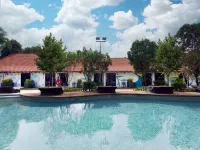 Coliwoo Resort Changi Отели рядом с достопримечательностью «Парк Пасир-Рис»