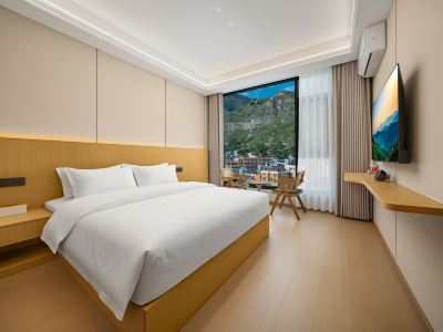 Yueqili Hotel