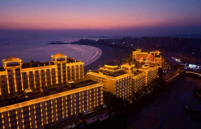 Quanzhou Hui'an Chongwu Xishawan Holiday Hotel