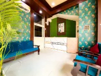 Hotel Avyan Palace - Bãi đậu xe