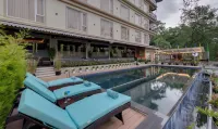 Clarion Hotel de Renees Gangtok ( 5km from MG Marg) - 5 tähden