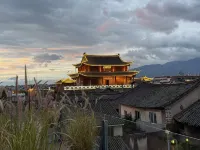 Minyue Xiaozhu Designer Garden B&B (Gongchen Tower Branch) in Weishan Ancient City - วิว
