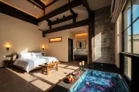 Ye Jian Hot Springs Resort Courtyard (Xinzhou Ancient City) - balcone