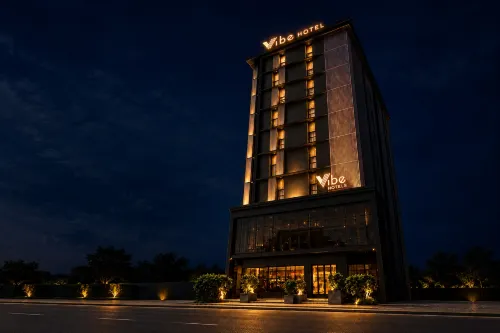 Vibe Hotel Alabang - parking