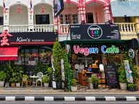Ubuntu Live Boutique Hostel & Rooms - Hostels