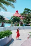 Fuxian Lake Dolphin Bay Hotel (Cambrian Town Flagship Store) - Mountain view