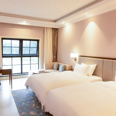 Cezanne Manor Hotel & Resort