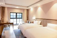 Cezanne Manor Hotel & Resort