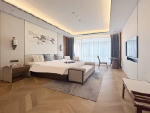 Tingzhou Jianguo Hotel