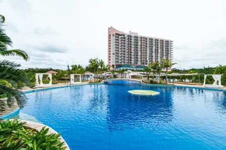 Oriental Hotel Okinawa Resort & Spa Отели рядом с достопримечательностью «Bankoku Shinryokan»