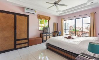 Madee Villa - Pattaya Holiday House Walking Street 6 Bedrooms
