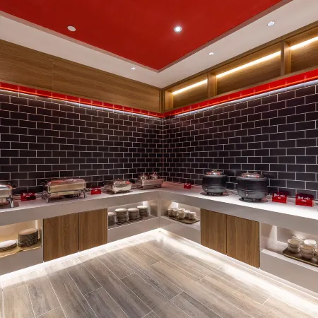 Ibis Hotel (Qiannan Xuchang Guan'egou Branch)