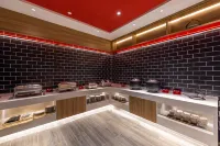Ibis Hotel (Qiannan Xuchang Guan'egou Branch) Hotels in Tanchang