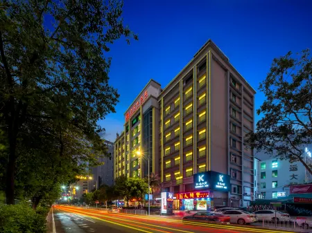 Cheerful Hotel