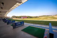 Zipeng Mountain Guangyuan International Conference Center - Gym