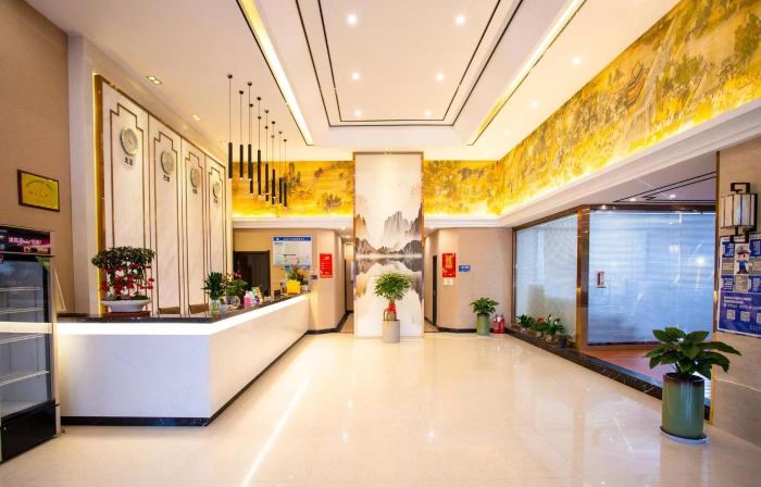 Fengyuan Fashion Hotel (Jinhua High-speed Railway Station)