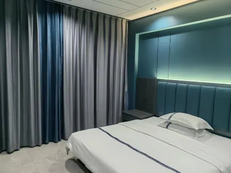 Encounter Holiday Hotel Отели рядом с достопримечательностью «Bingxue Park»