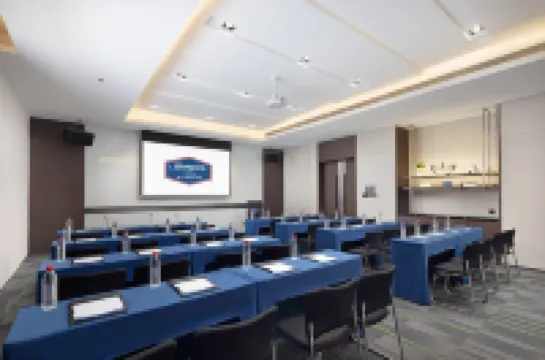 天津五大道希爾頓歡朋飯店