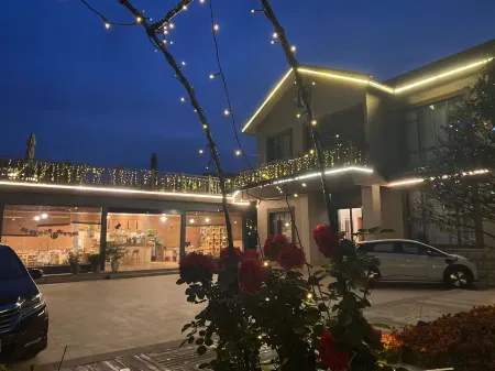 Qinyuan Chunchi Guesthouse Отели рядом с достопримечательностью «Shanjuan Cave»