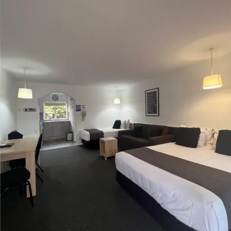 Asure Green Gables Motel Отели в г. Ловер Хатт